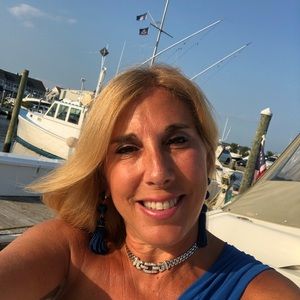 Meet your Posher, Cindy